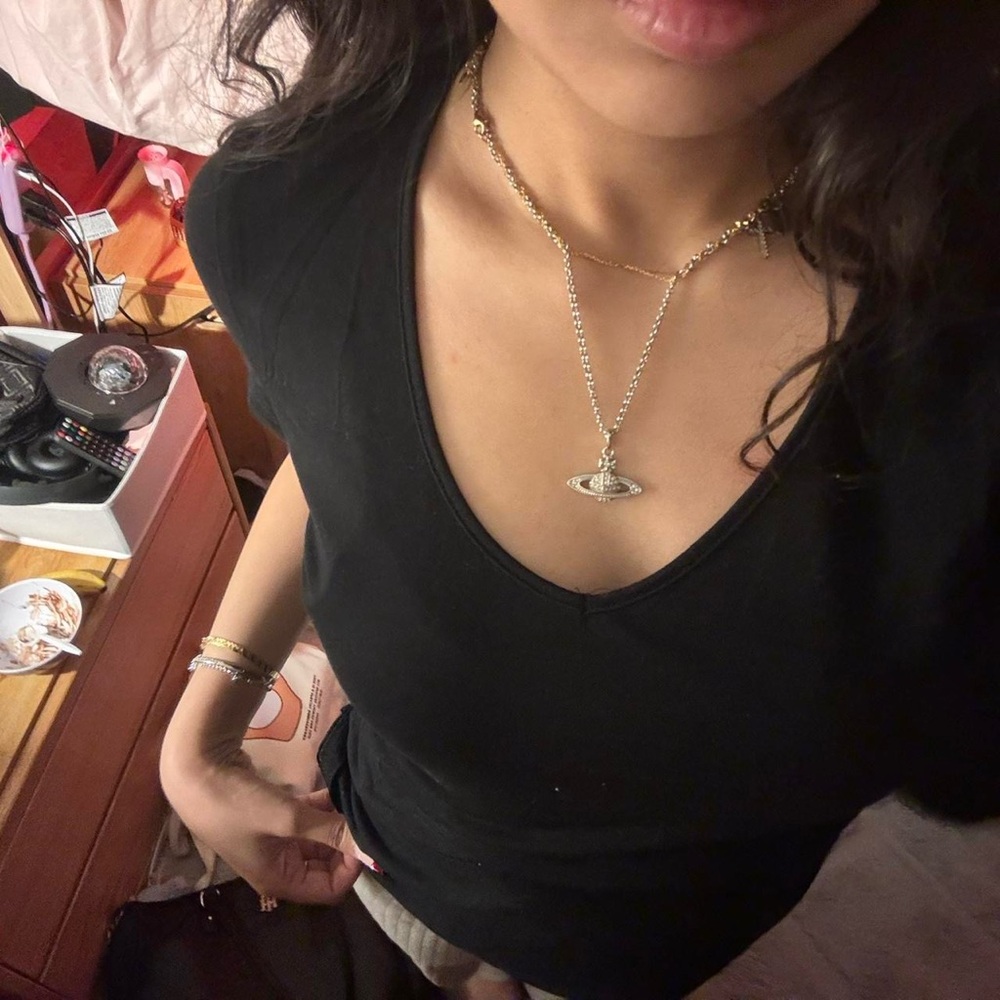 H&M black V-Neck T-Shirt
